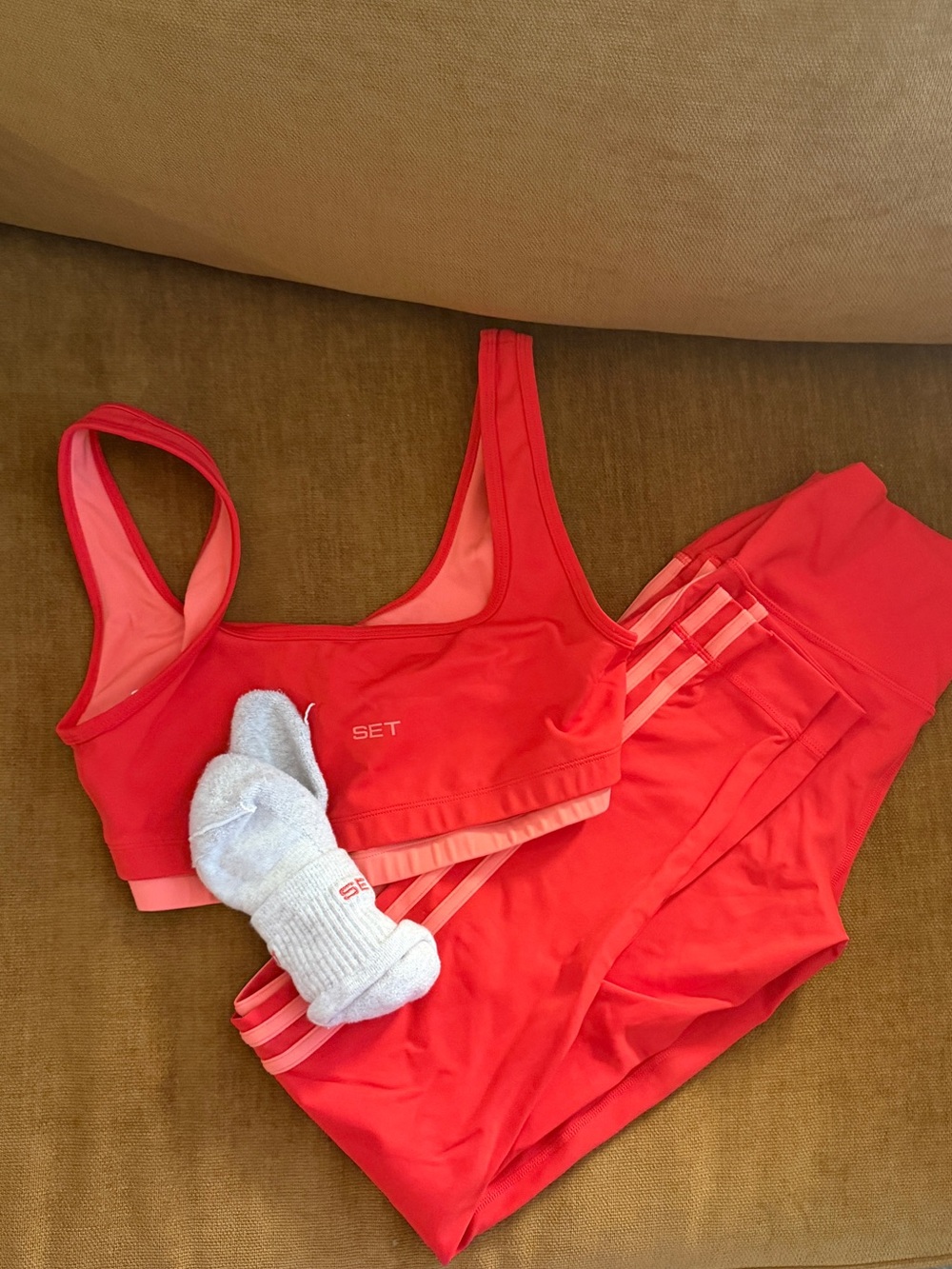 SET resort - maraschino - full set - Picture 5 of 7